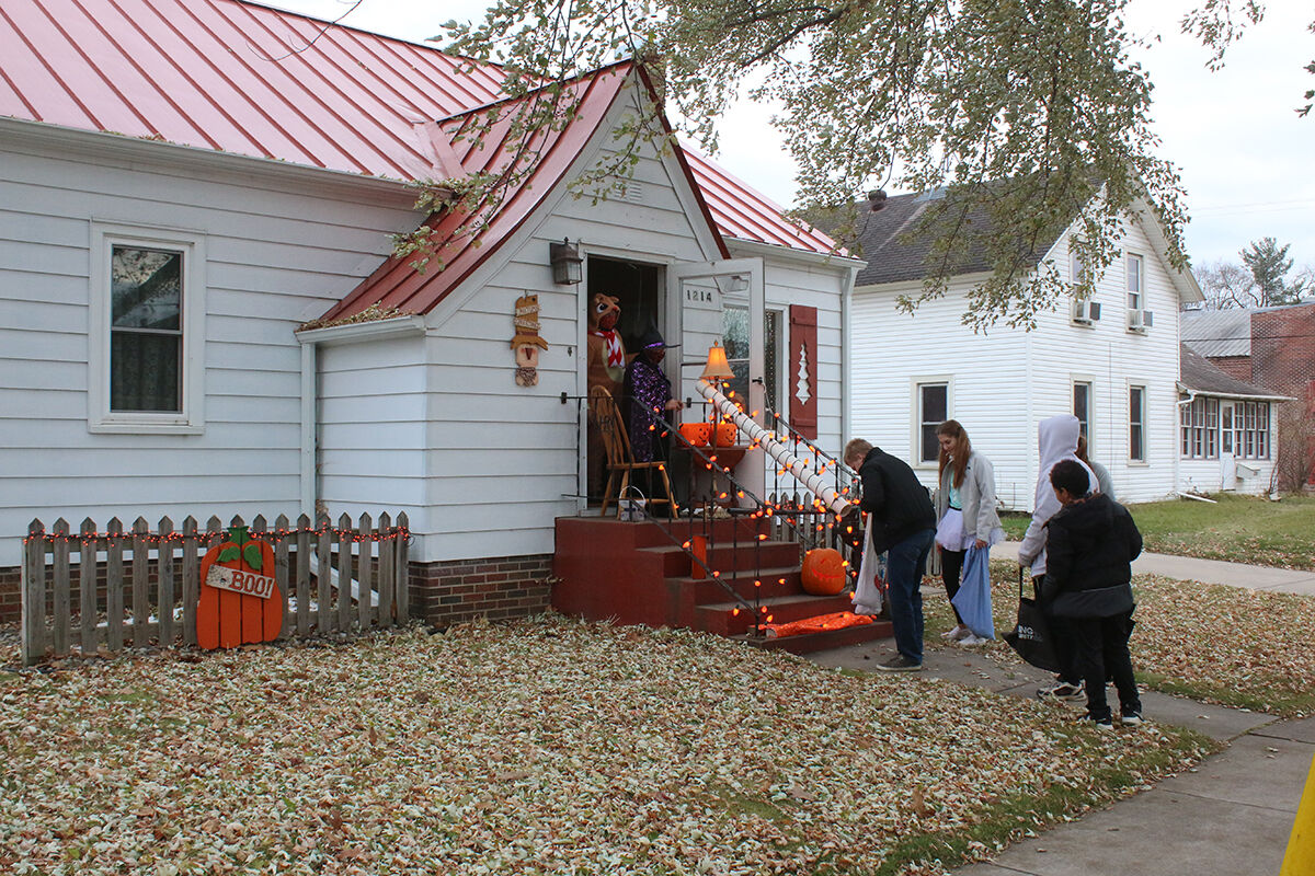 Candy_main_7768WEB.jpg